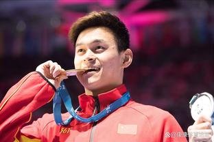 Cột mốc! Tổng điểm cuộc đời của Chu Bằng vượt qua 8000 cửa ải, vượt qua đồng đội Adams lên vị trí thứ 14 trong lịch sử.